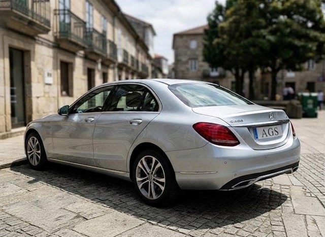Alquiler de Mercedes de larga duración en O Porriño - Imagen 2