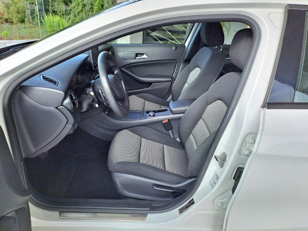 Foto 4 GLA 200 D