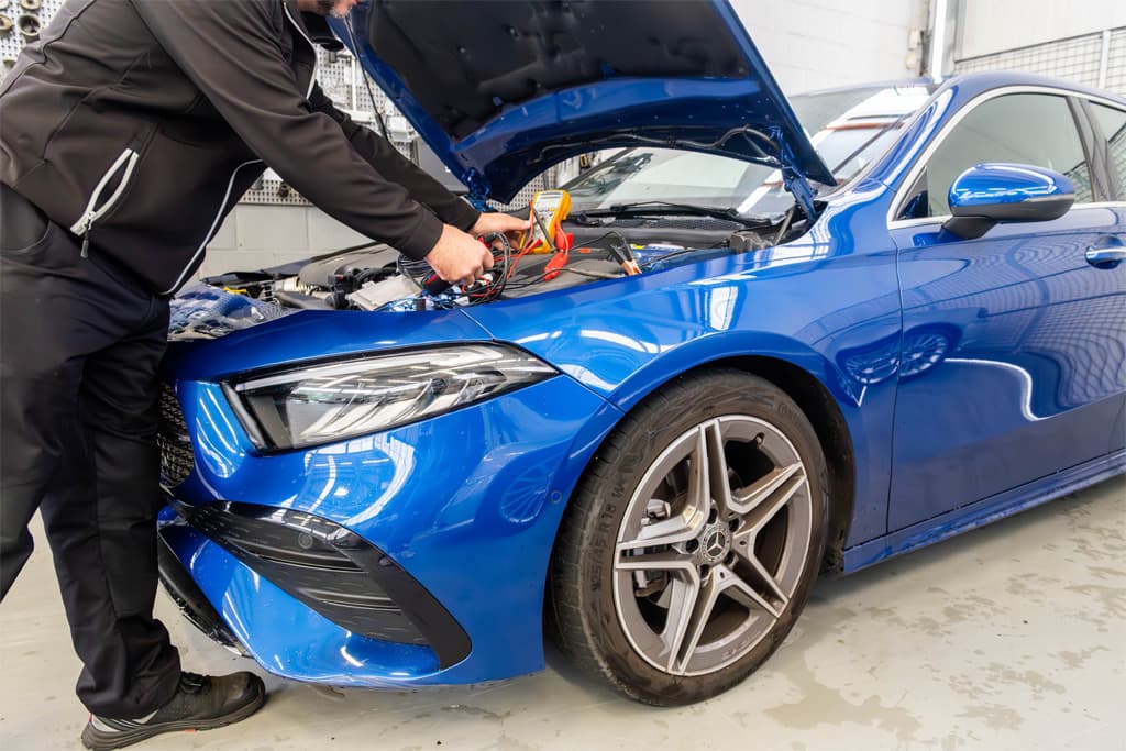 Reparación coches electricos en O Porriño