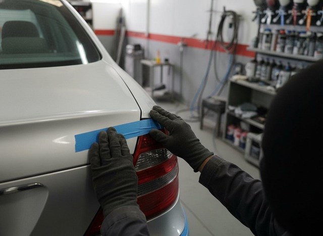 Servicio de chapa y pintura para Mercedes y Smart en O Porriño - Imagen 1