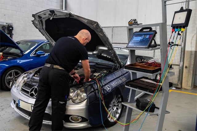 Servicio de mecánica general Mercedes y Smart en O Porriño - Imagen 2